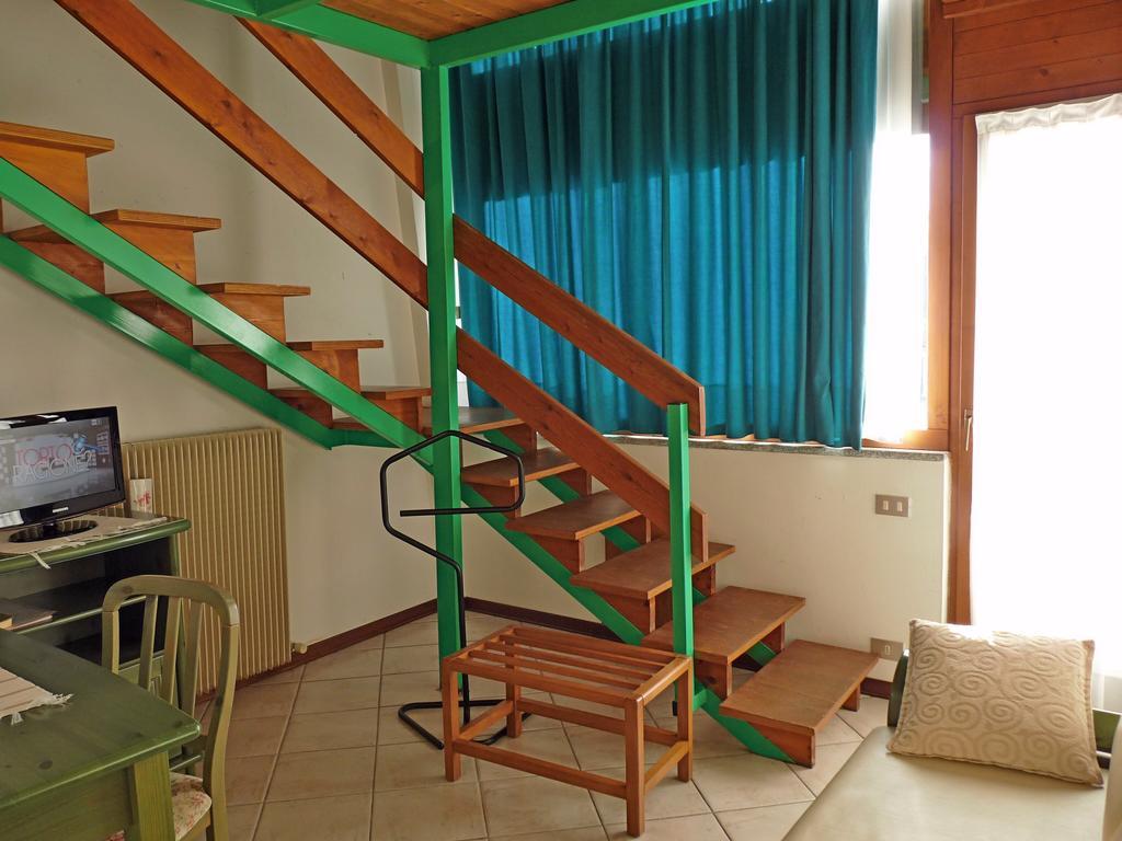 Hotel La Rosa Teglio Bagian luar foto