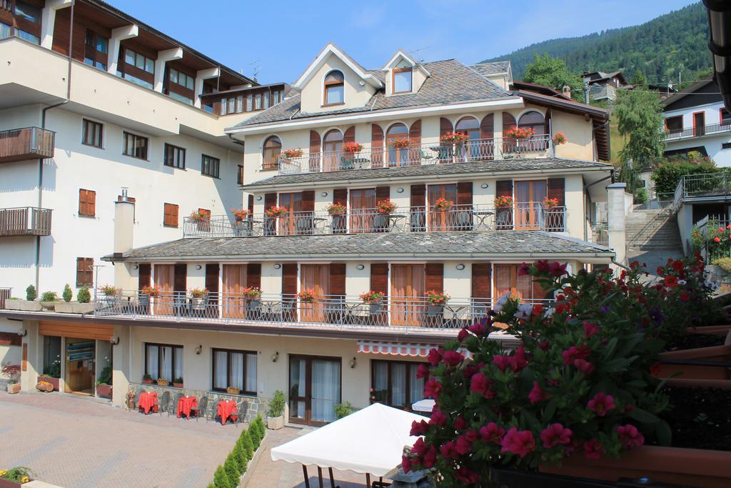 Hotel La Rosa Teglio Bagian luar foto