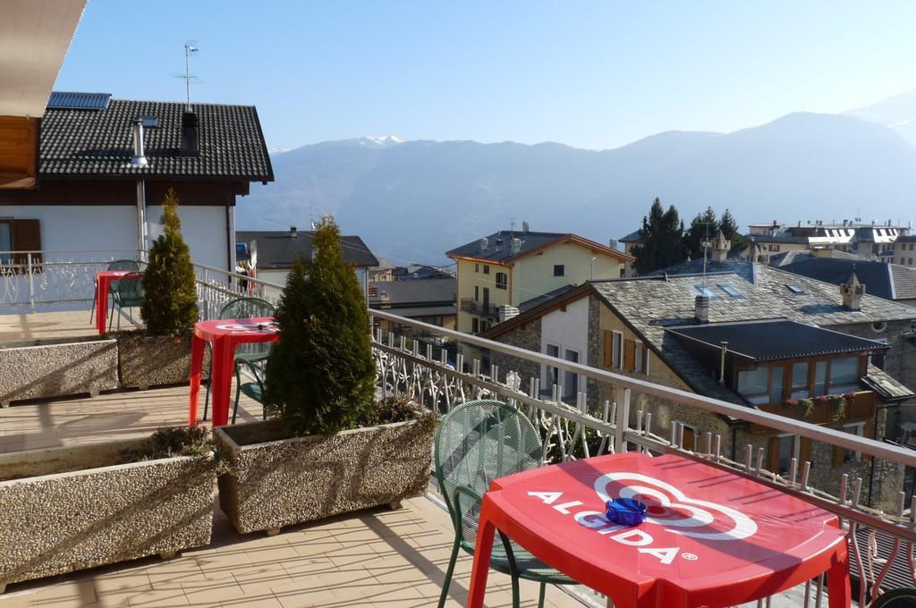 Hotel La Rosa Teglio Bagian luar foto